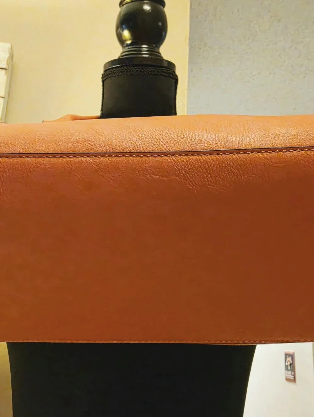 NWT Charming Charlie Pumpkin-Tangerine Orange Padlock Satchel – Pristine!
